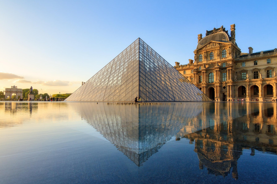 PoeticStay - Louvre