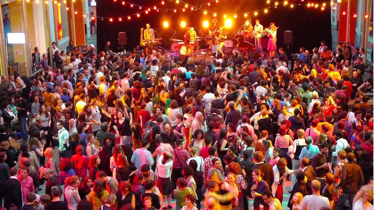 PoeticStay - Paris 14 Juillet 3