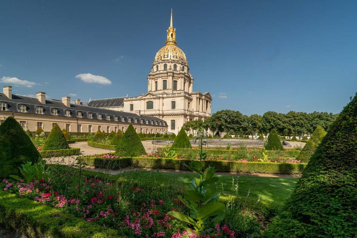 PoeticStay - Paris 14 Juillet 6